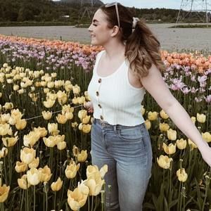 Meet your Posher, Hannah